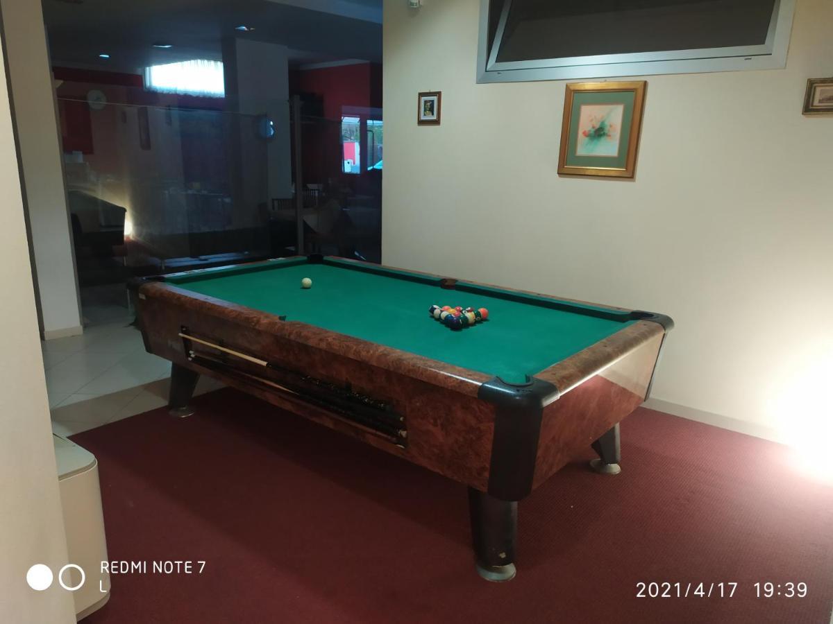 Borgo San Martino Hotell Bra Eksteriør bilde