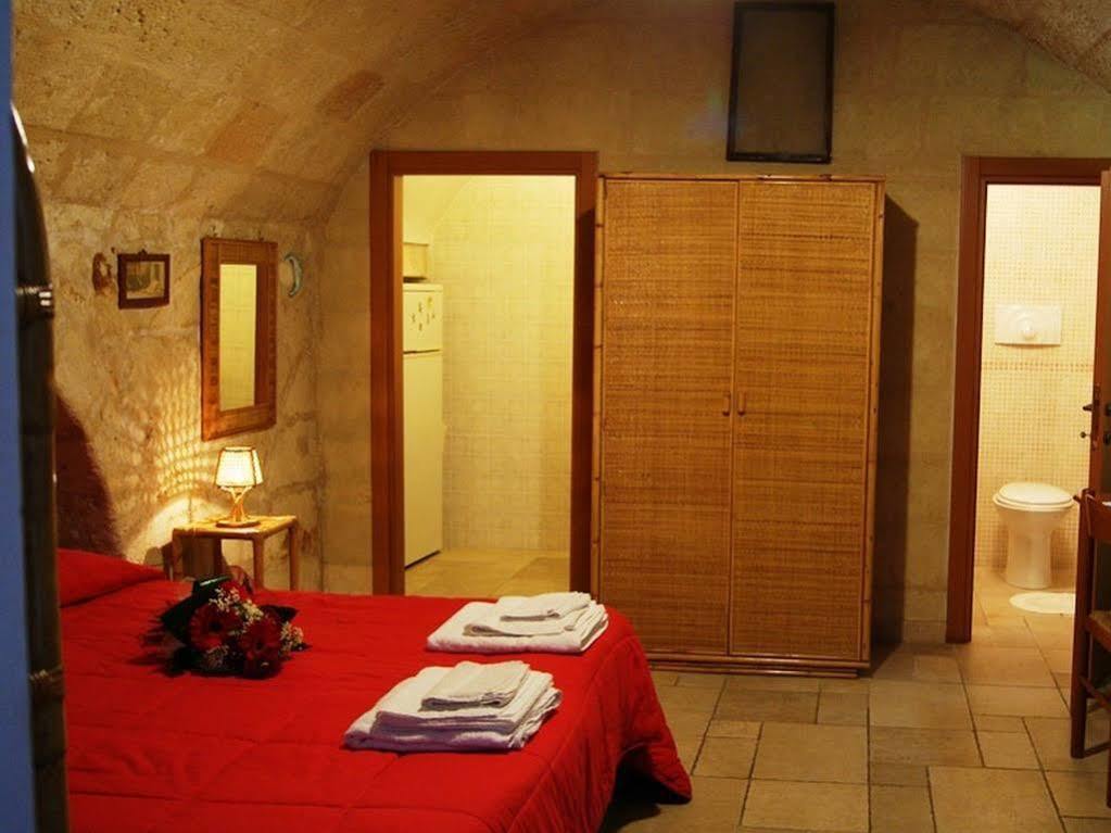 Borgo San Martino Hotell Bra Eksteriør bilde